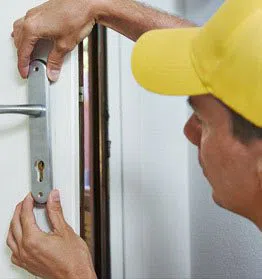 Hempstead NY Locksmith Store Hempstead, NY 516-513-8015 - changing-locks